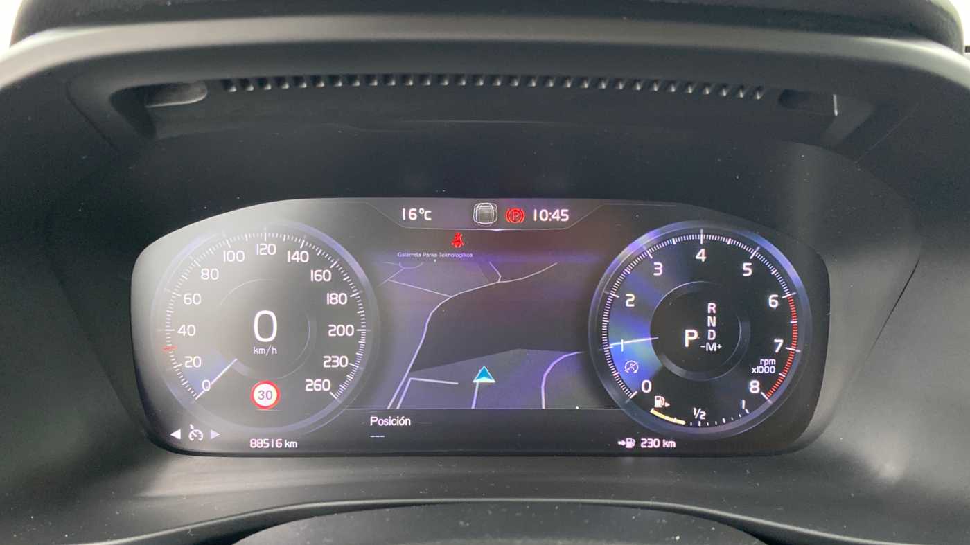 Volvo  Momentum Pro, T3 automático